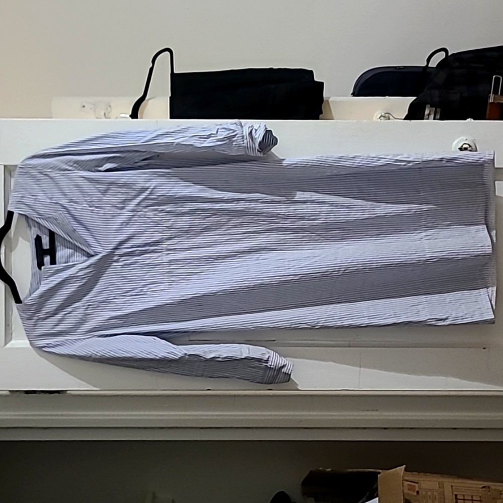 Club Monaco size 4 midi dress. It is blue and white stripes.